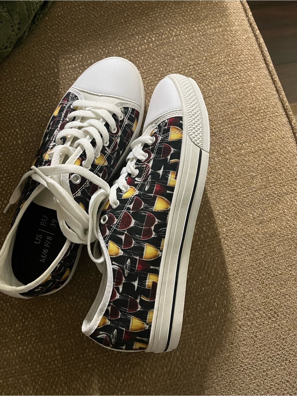 Low-Top Patterned Canvas Sneakers in Black Multi